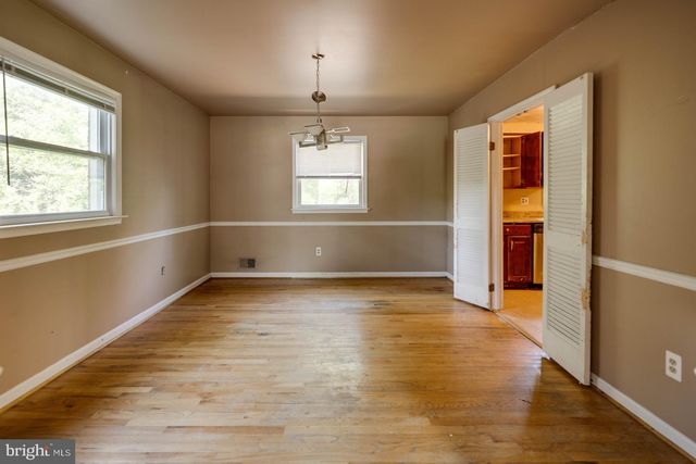 6802 ROBINIA RD, Temple Hills, MD 20748