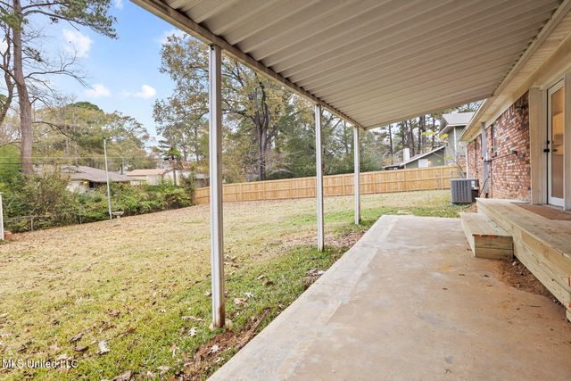 708 Tanglewood Drive, Clinton, MS 39056