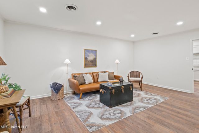 708 Tanglewood Drive, Clinton, MS 39056