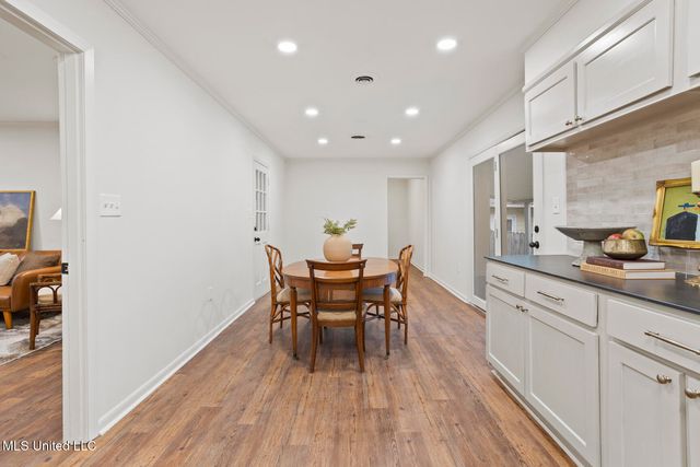 708 Tanglewood Drive, Clinton, MS 39056