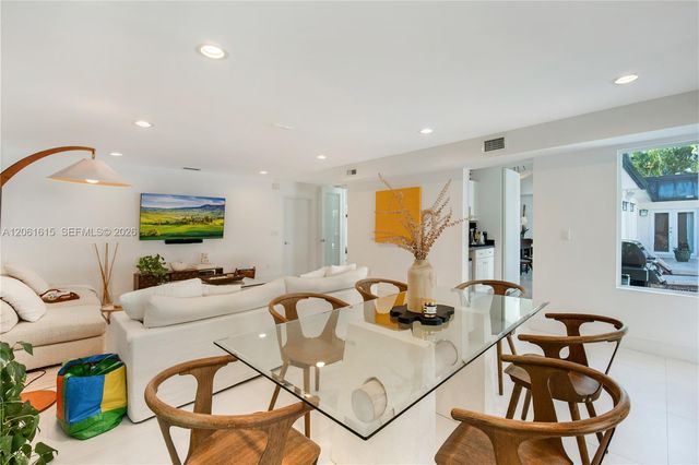 324 Caribbean Rd, Key Biscayne, FL 33149