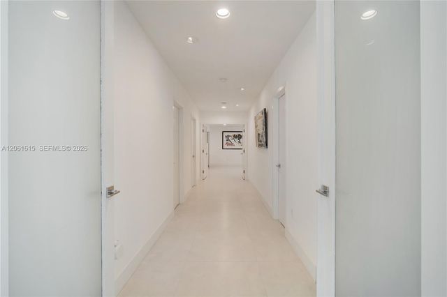 324 Caribbean Rd, Key Biscayne, FL 33149