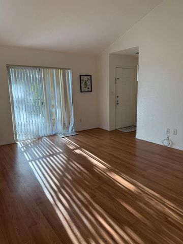 875 Riverside Dr 737, Coral Springs, FL 33071