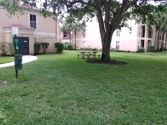 875 Riverside Dr 737, Coral Springs, FL 33071