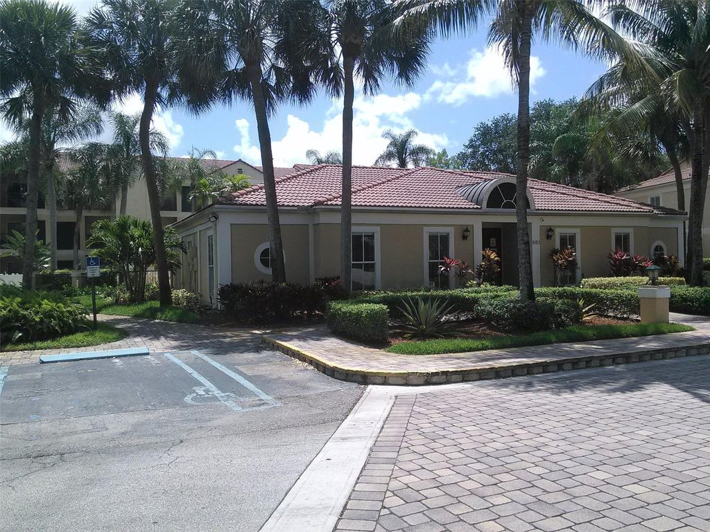 875 Riverside Dr 737, Coral Springs, FL 33071