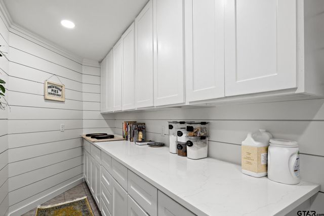 110 Magnolia St, Pittsburg, TX 75686