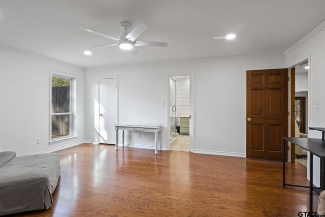 110 Magnolia St, Pittsburg, TX 75686