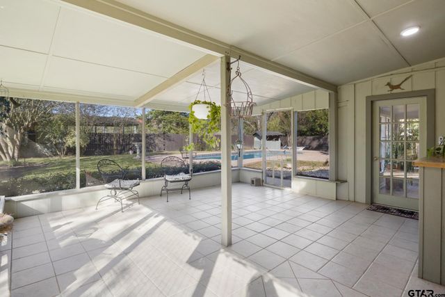 110 Magnolia St, Pittsburg, TX 75686