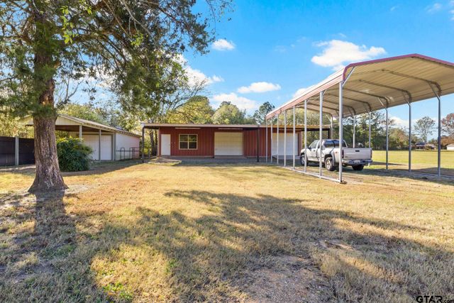 110 Magnolia St, Pittsburg, TX 75686