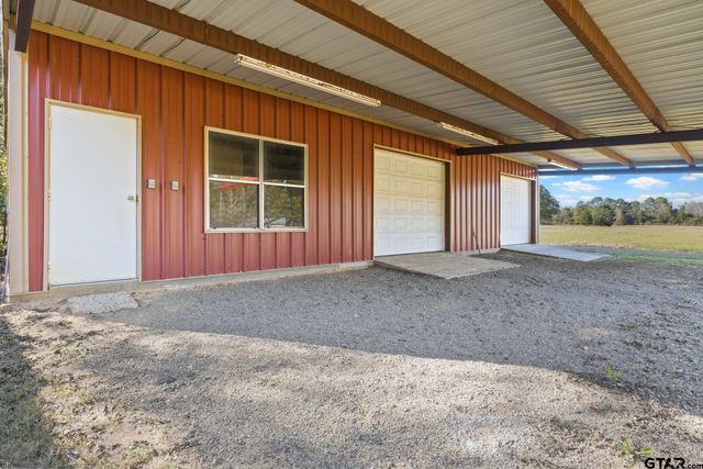 110 Magnolia St, Pittsburg, TX 75686