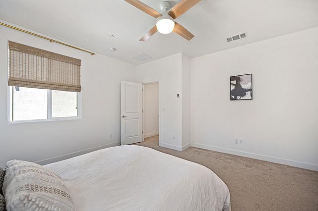 8033 Oxbow Landing Loop, Roseville, CA 95747