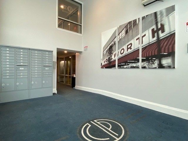 18 Cliveden St 205, Quincy, MA 02169