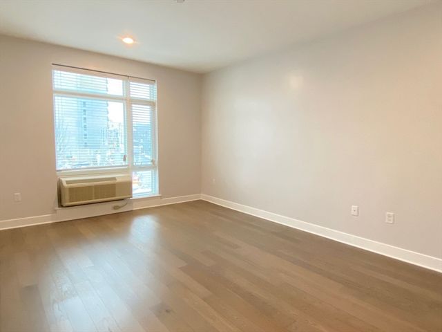 18 Cliveden St 205, Quincy, MA 02169