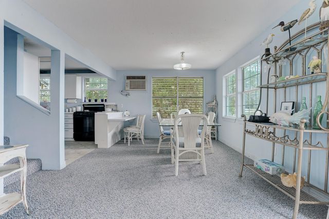 308 Bay Avenue, Kemah, TX 77565