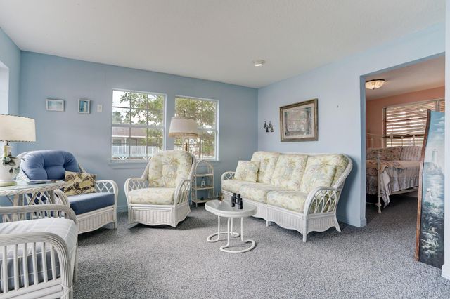 308 Bay Avenue, Kemah, TX 77565