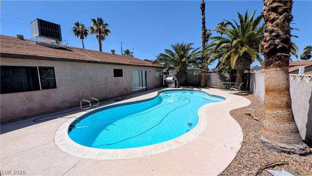 3204 Lindell Road, Las Vegas, NV 89146
