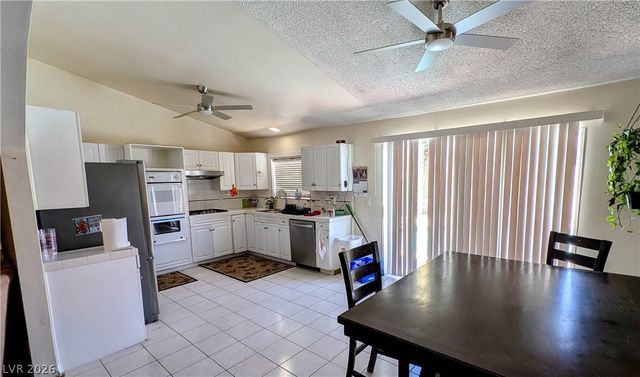 3204 Lindell Road, Las Vegas, NV 89146