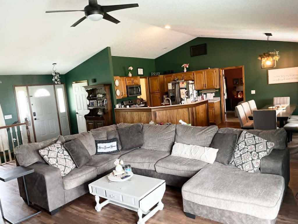 19 Gregg Lane, Harrisburg, IL 62946 — photo 5