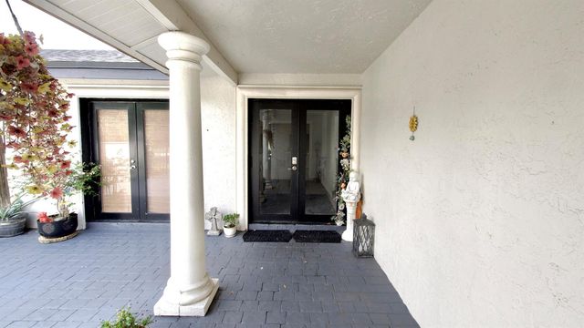 5191 SW 109th Avenue, Davie, FL 33328