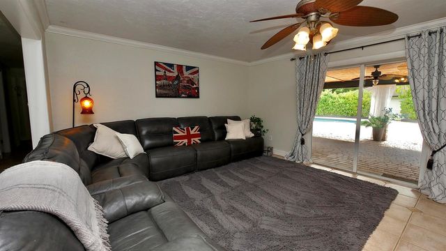 5191 SW 109th Avenue, Davie, FL 33328