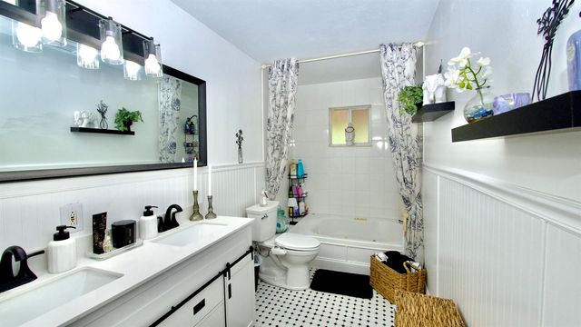 5191 SW 109th Avenue, Davie, FL 33328