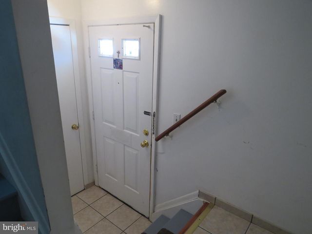 1316 SILVER CT, Hamilton, NJ 08690