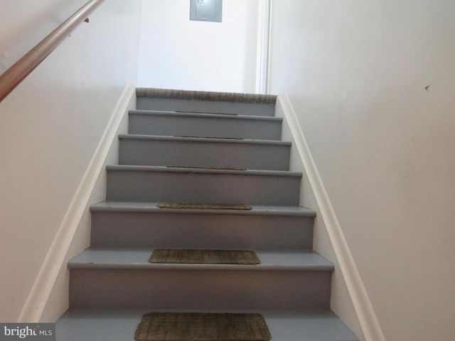 1316 SILVER CT, Hamilton, NJ 08690