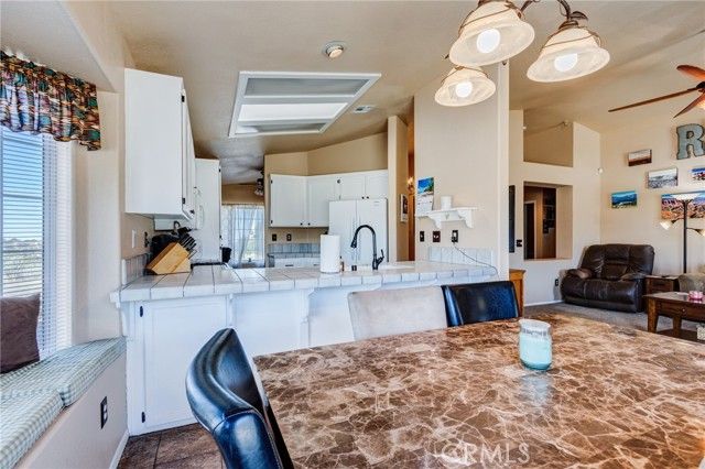 7170 Joshua Road, Oak Hills, CA 92344