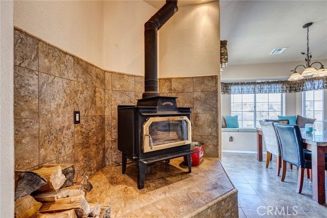 7170 Joshua Road, Oak Hills, CA 92344