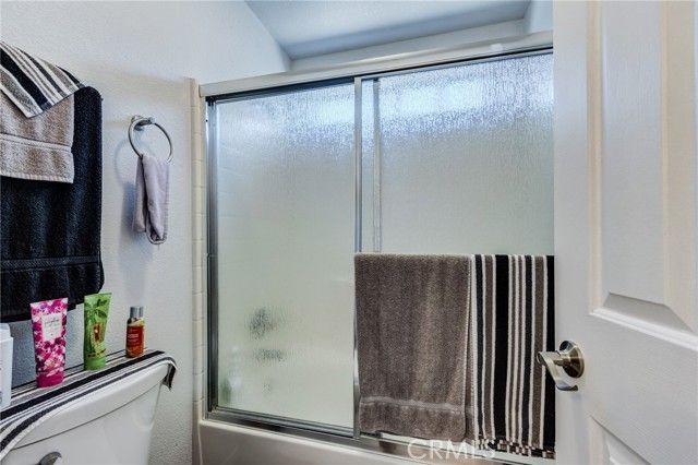 7170 Joshua Road, Oak Hills, CA 92344