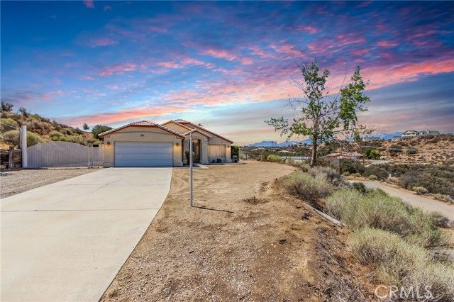 7170 Joshua Road, Oak Hills, CA 92344