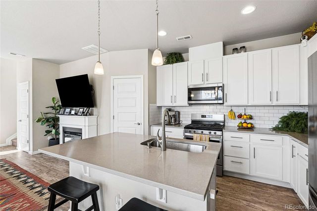 19592 W 93rd Place A, Arvada, CO 80007