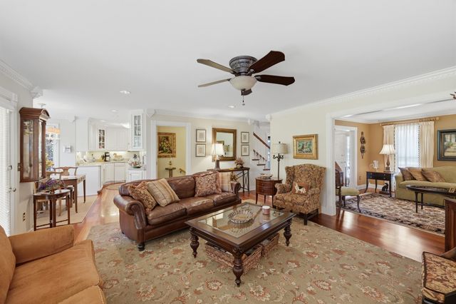 1121 Andover Forest Drive, Lexington, KY 40509