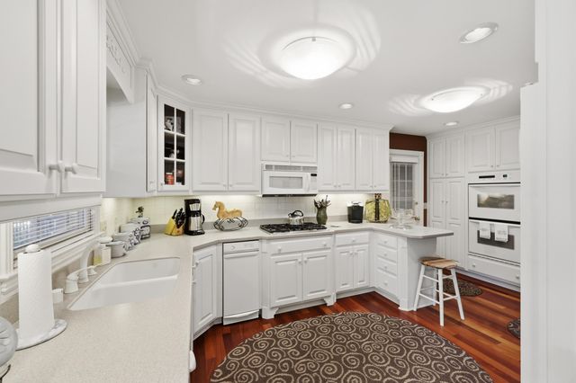 1121 Andover Forest Drive, Lexington, KY 40509