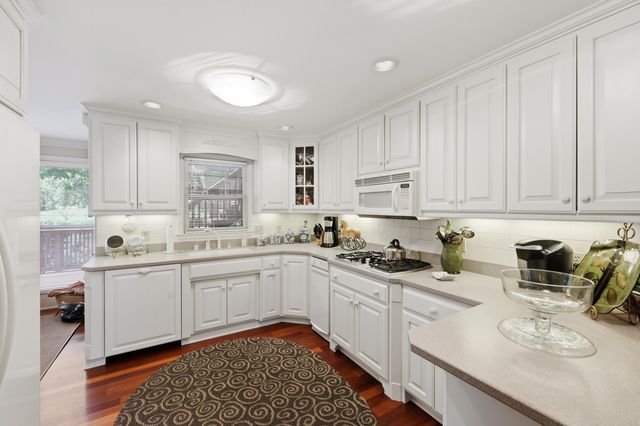 1121 Andover Forest Drive, Lexington, KY 40509