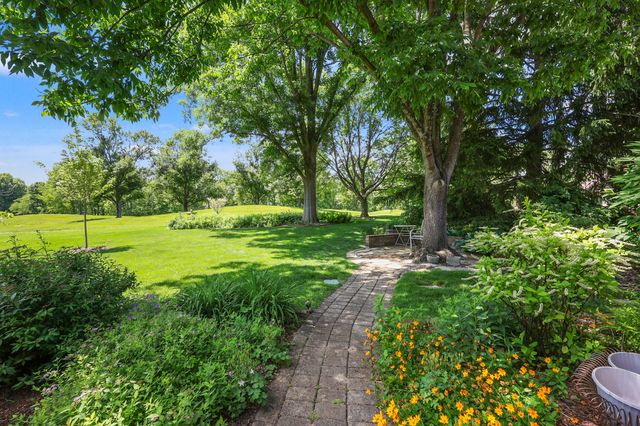 1121 Andover Forest Drive, Lexington, KY 40509