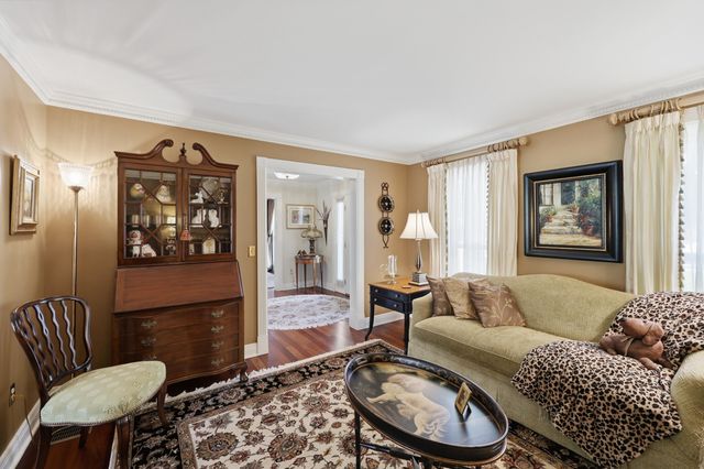 1121 Andover Forest Drive, Lexington, KY 40509