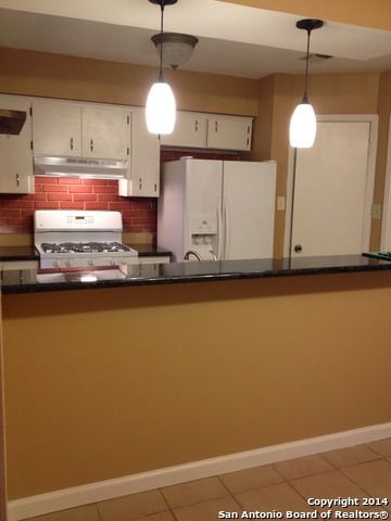 213 ROYAL DR, Converse, TX 78109