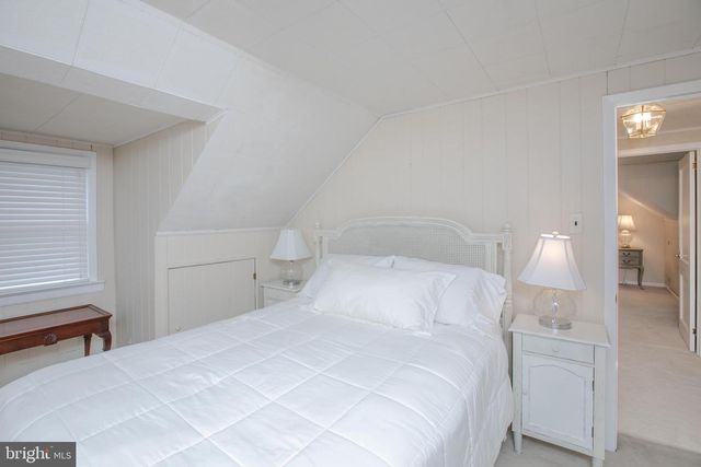 1513 KUSER RD, Hamilton, NJ 08619