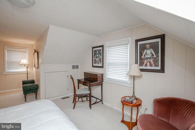 1513 KUSER RD, Hamilton, NJ 08619