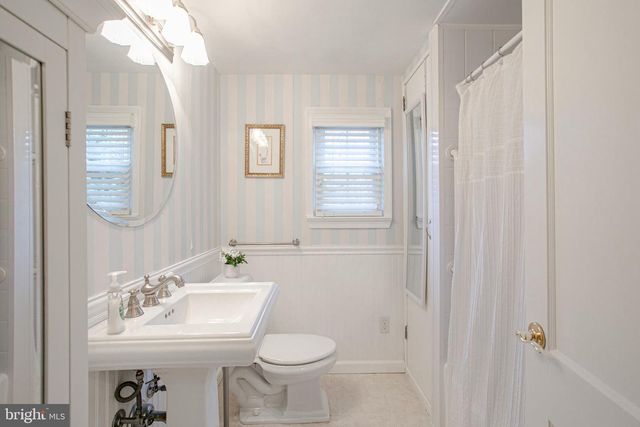 1513 KUSER RD, Hamilton, NJ 08619