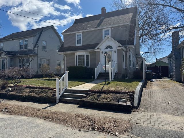 72 Concord Avenue, Cranston, RI 02904