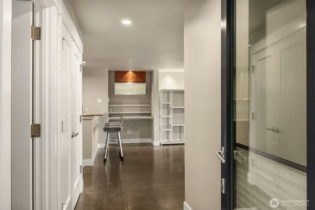 8902 NE 117th Place, Kirkland, WA 98034
