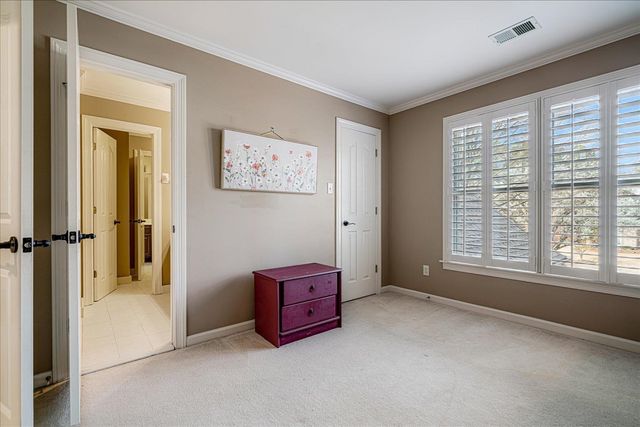 8423 WOOD MANOR CV, Memphis, TN 38016