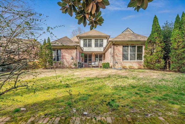 8423 WOOD MANOR CV, Memphis, TN 38016