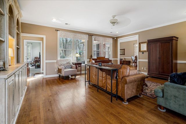 8423 WOOD MANOR CV, Memphis, TN 38016