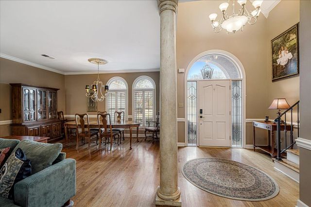 8423 WOOD MANOR CV, Memphis, TN 38016