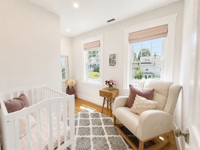 10 Bonad Road, Winchester, MA 01890