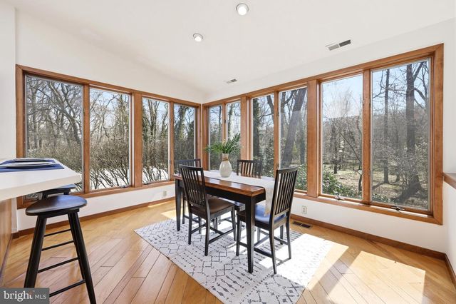 300 SAWMILL RD, Cherry Hill, NJ 08034