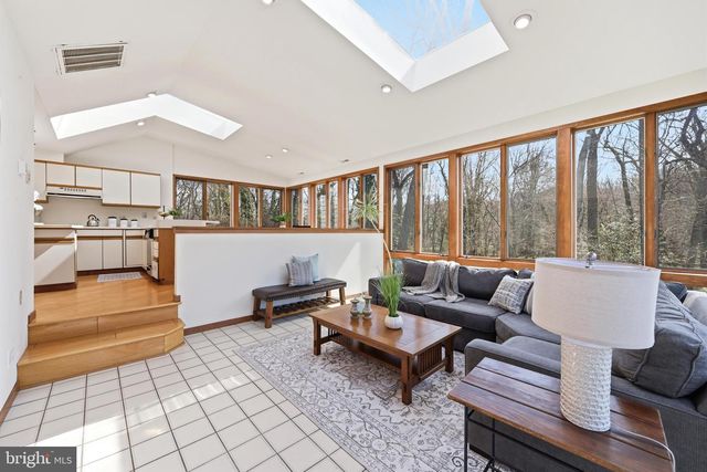 300 SAWMILL RD, Cherry Hill, NJ 08034